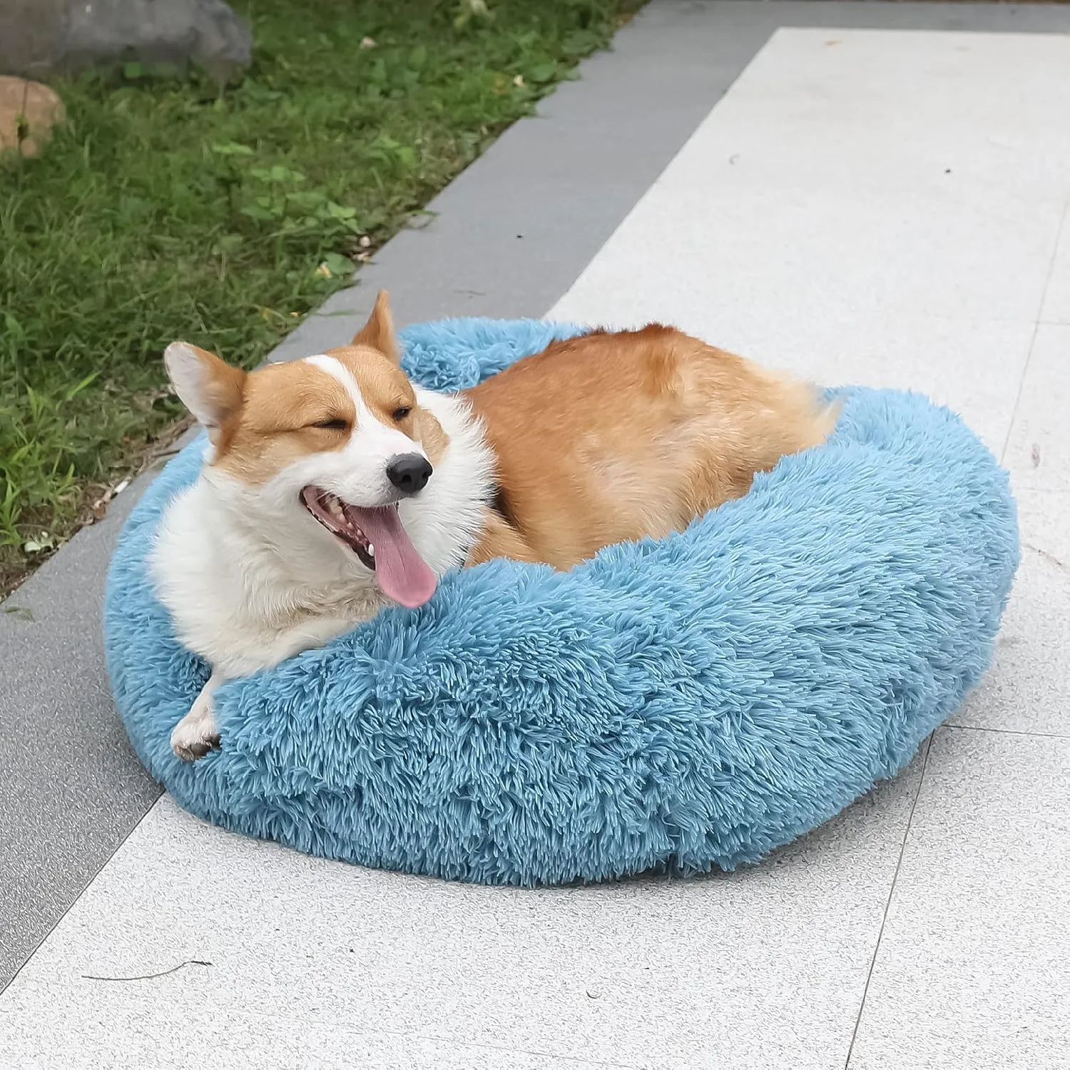 Dog Beds for Medium Dogs Washable Calming Fluffy and Soft Pet Bed with Anti Anxiety Faux Fur Round Medium Sized Pet Bed,Blue