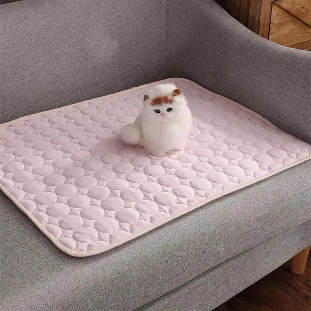 Self Cooling Mat for Dog, Summer Cool Pet Pad,Ice Silk Cooling Mat for Dogs & Cats Portable,Washable Non-Toxic Summer Pet Outdoor Bed, Non-Slip&Foldable,Keep Cool for Pets Outdoor Indoor